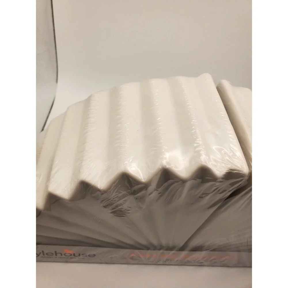 Style House pair white
